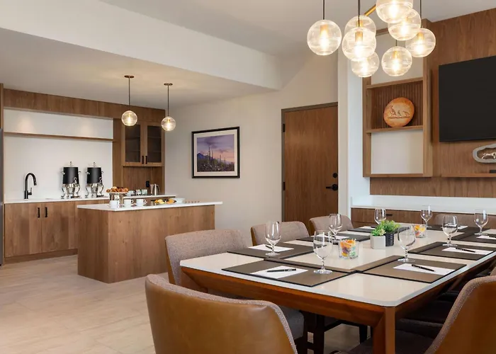 Hilton North At Cavasson 4*