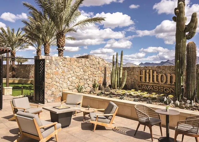 Hilton North At Cavasson 4*