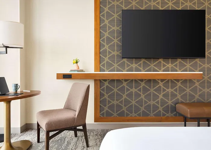 Hotel Hilton North At Cavasson 4*