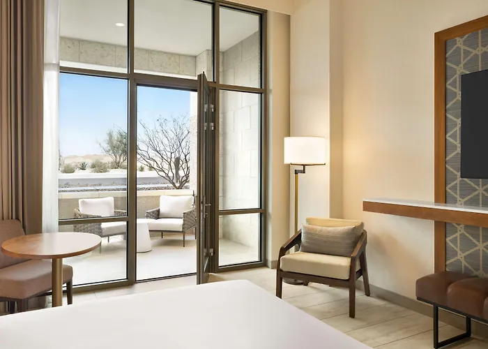 Hilton North At Cavasson 4*