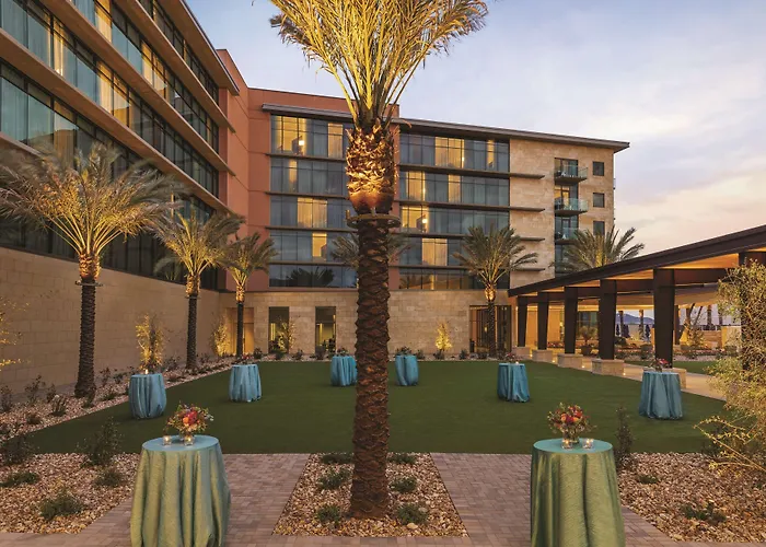 Hilton North At Cavasson 4*